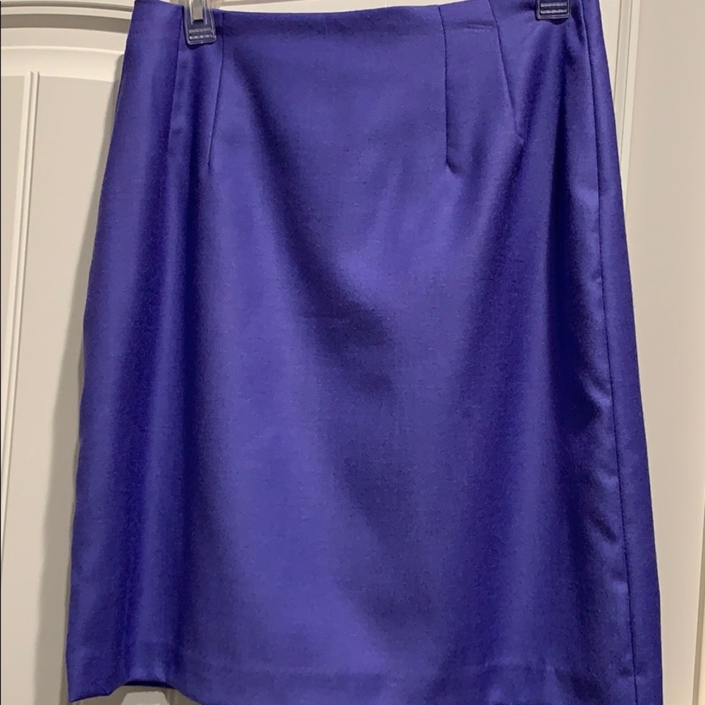 Such a pretty color…Above knee, periwinkle blue 100%wool.